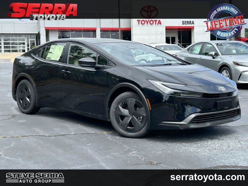 2026 Toyota Prius LE FWD's photo