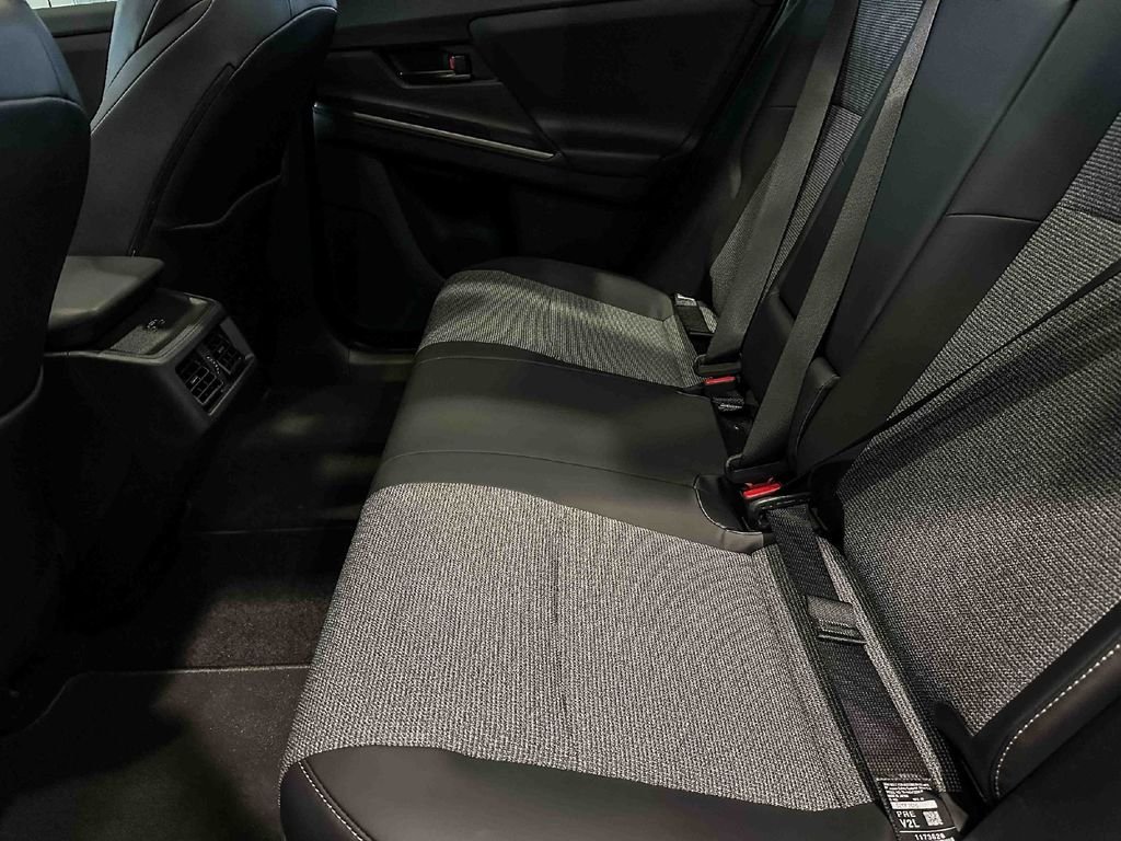 2026 Toyota bZ XLE - Photo 14