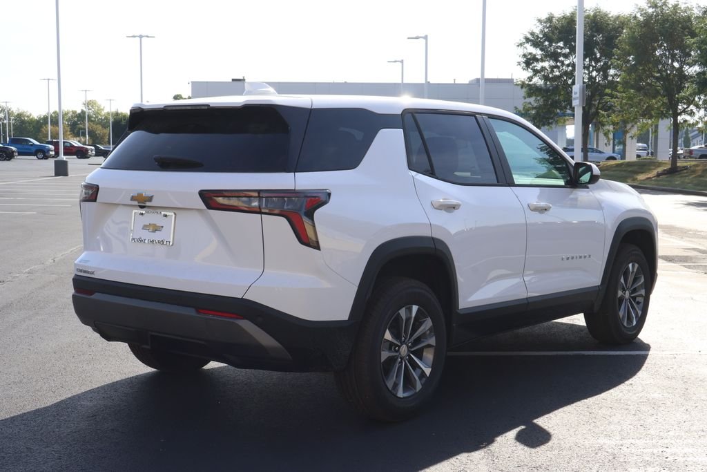 2027 Chevrolet Equinox LT - Photo 8