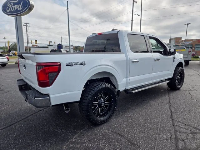 Used 2025 White Ford XLT image 8