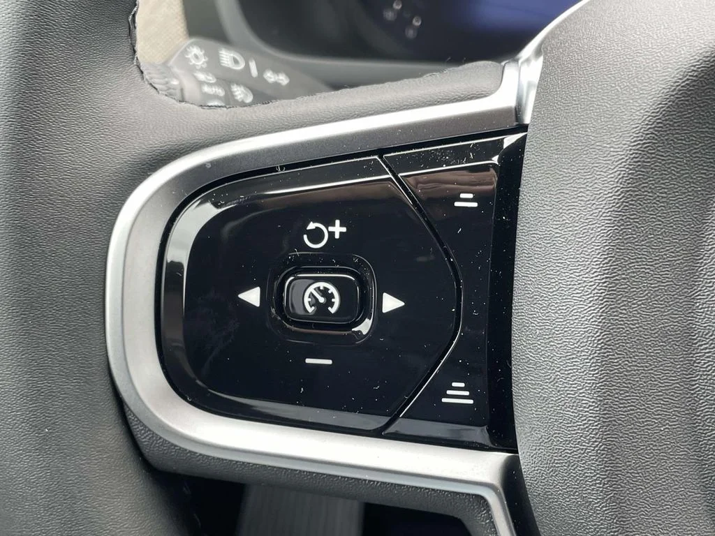 New 2026 Crystal White Pearl Volvo Plus image 10