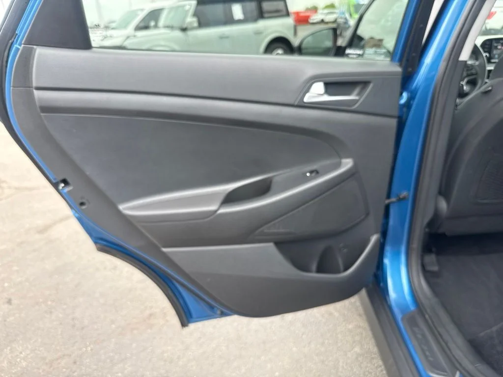 Used 2020 Aqua Blue Hyundai Value image 30