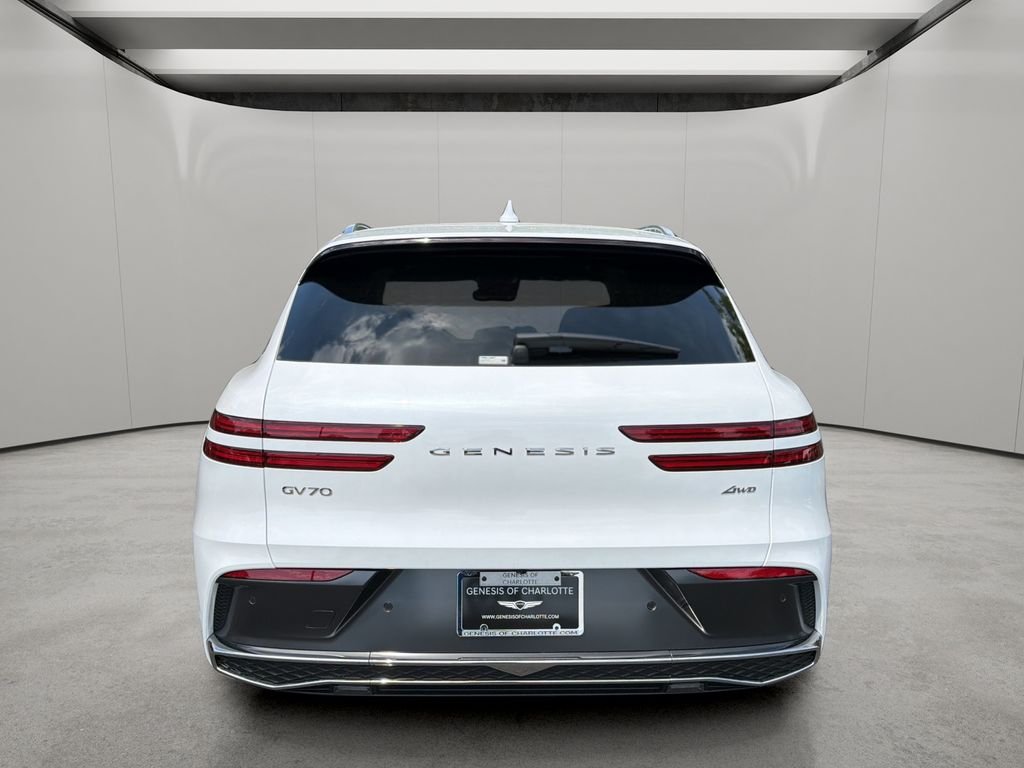 2026 GENESIS GV70 Standard - Photo 4