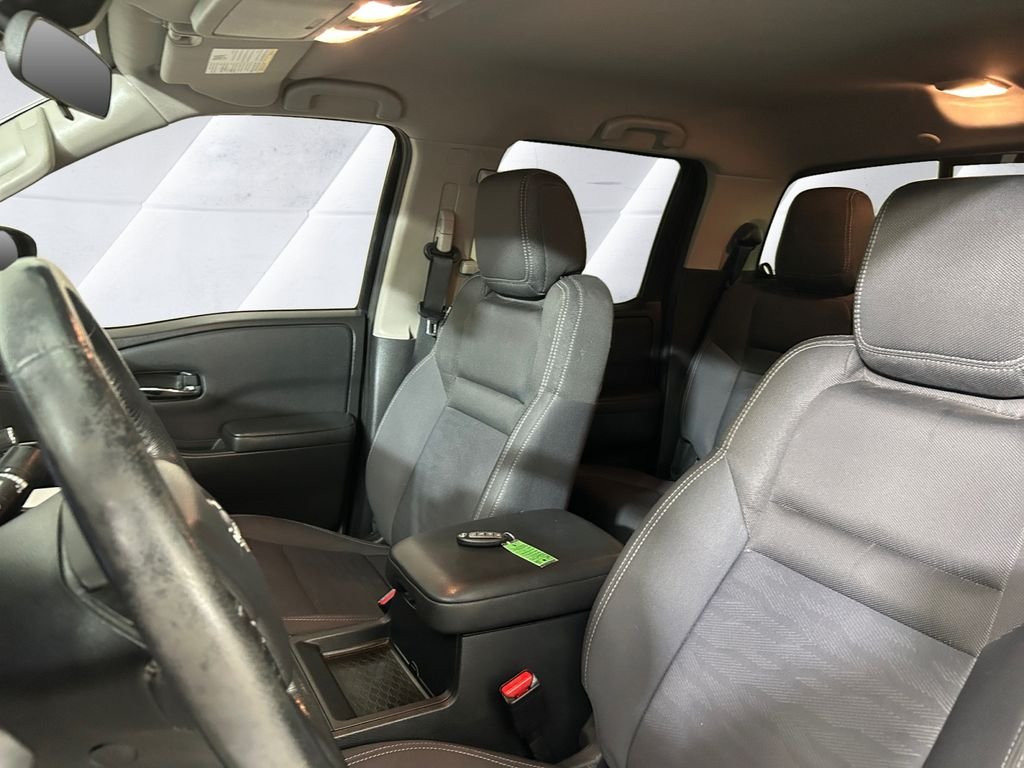 Used 2023 Gray Nissan SV image 8