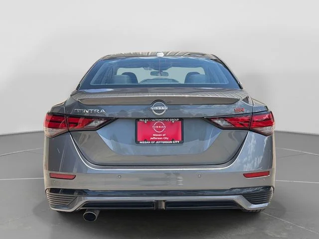 Used 2025 Gray Nissan SR image 5