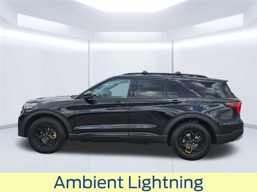 New 2026 Agate Black Metallic Ford Tremor® image 21
