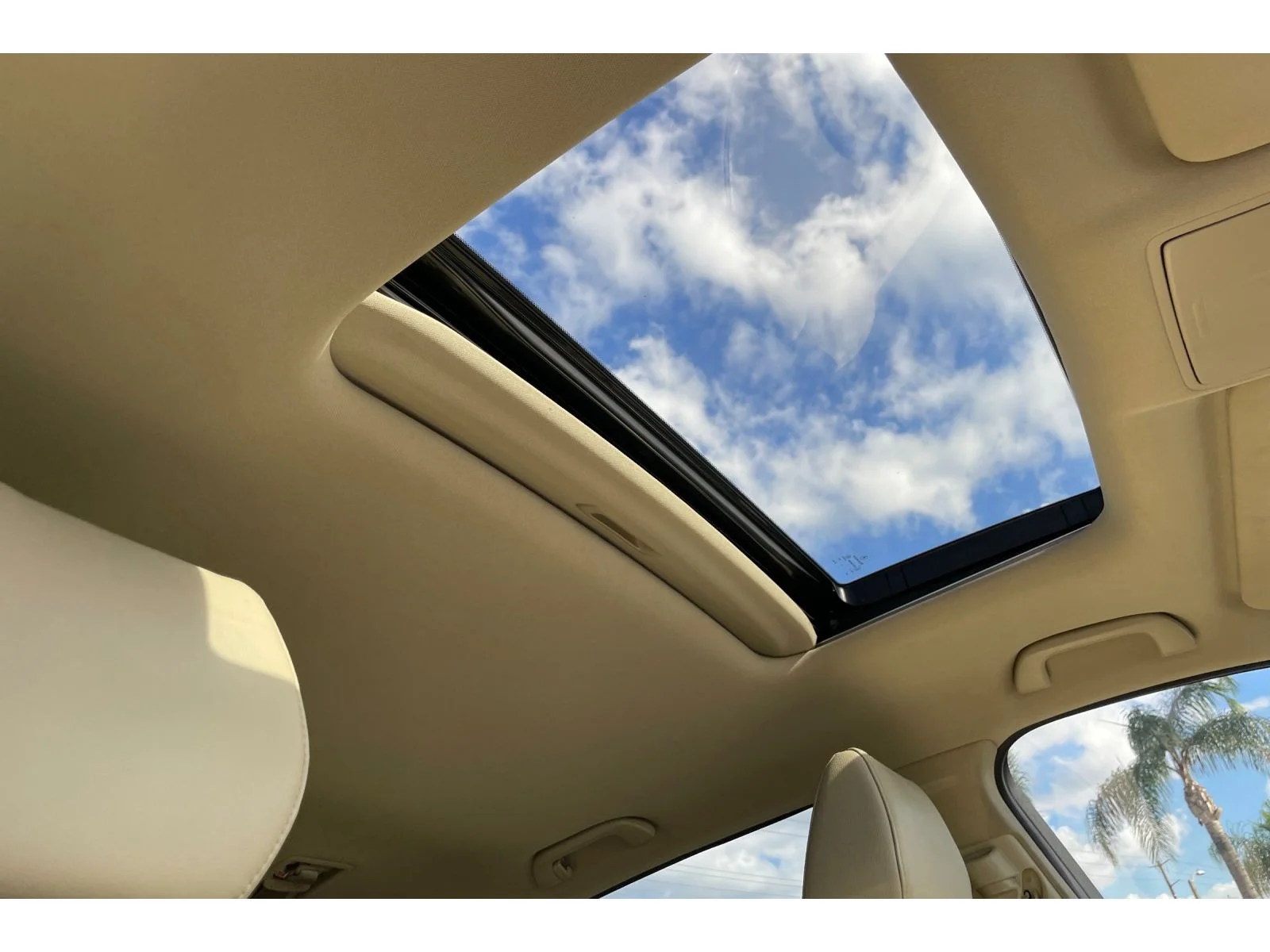 Used 2018 White Diamond Pearl Acura 3.5L (A9) image 20