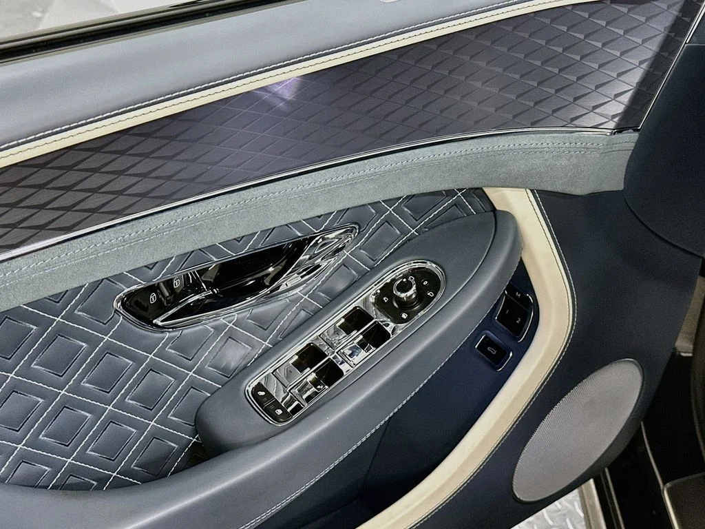 Used 2024 Gray Bentley Speed image 19