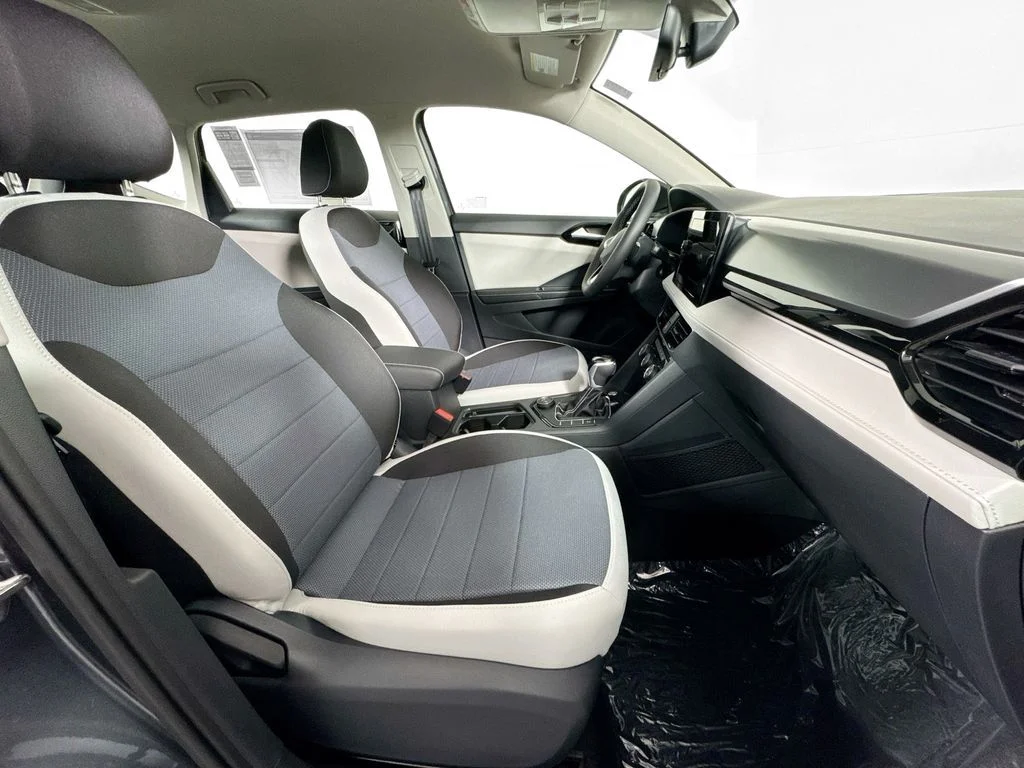2026 Volkswagen Taos S - Photo 10