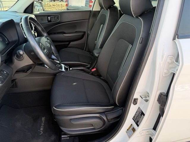 Certified Used 2024 Lunar White Hyundai Limited image 31