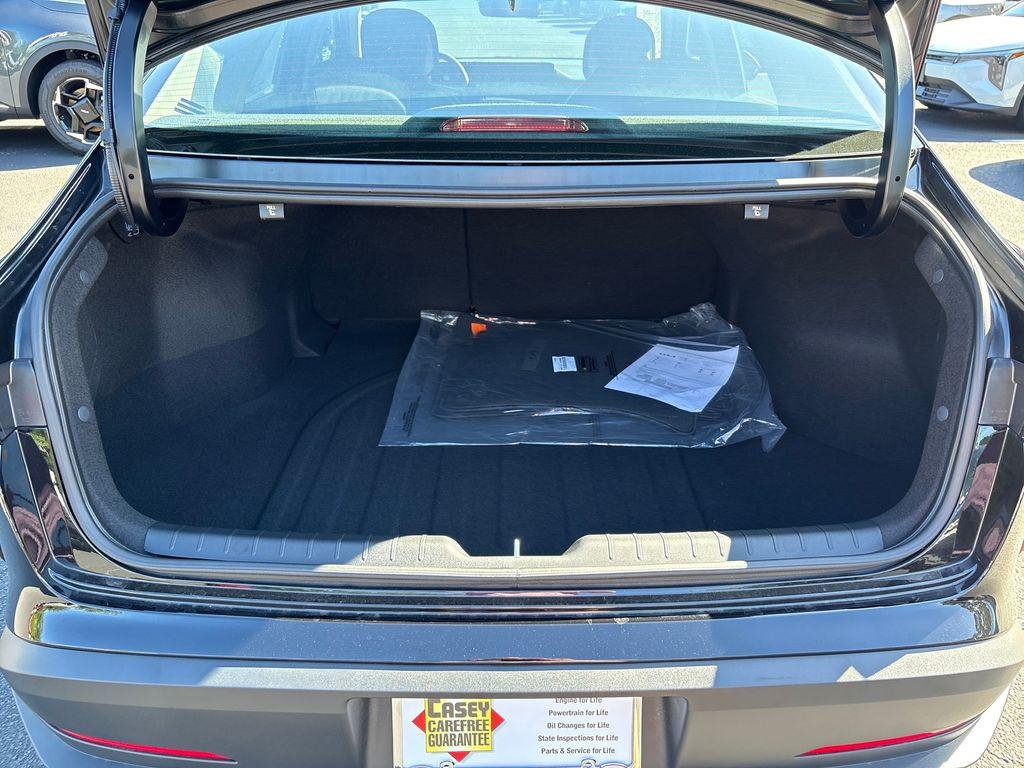 New 2026 Aurora Black Pearl Kia LXS image 27