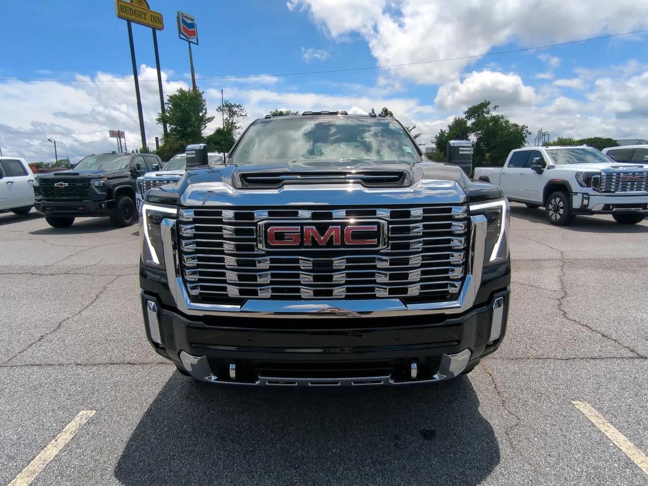 2026 GMC Sierra 2500HD Denali - Photo 8