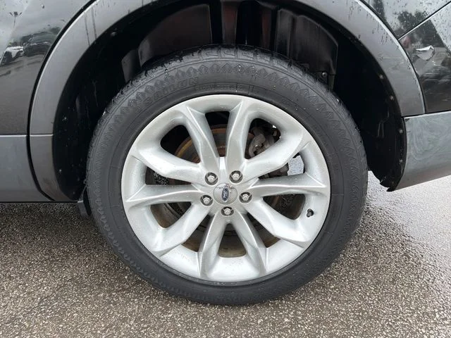Used 2012 Black Ford XLT image 25