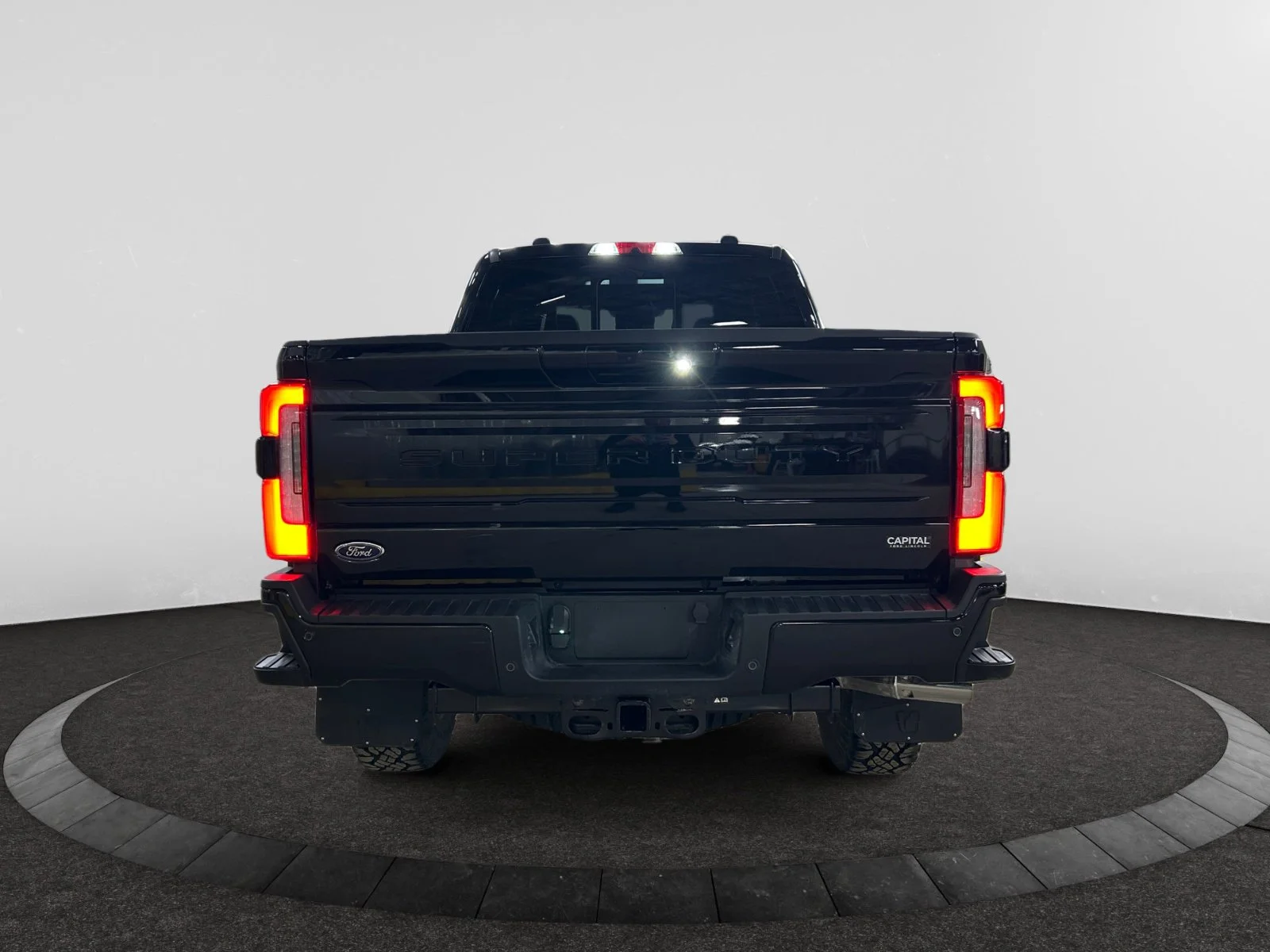 New 2026 Agate Black Metallic Ford Platinum image 4
