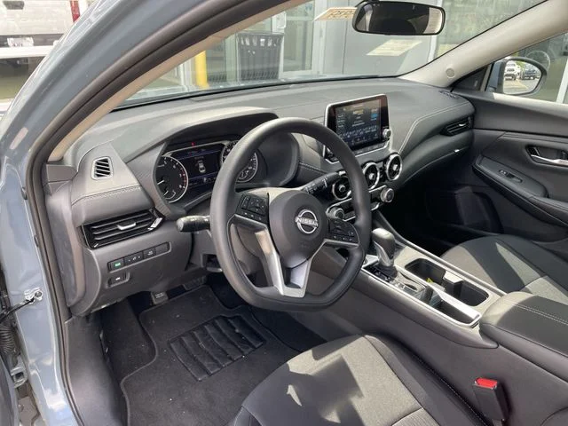 2025 Nissan Sentra SV - Photo 18