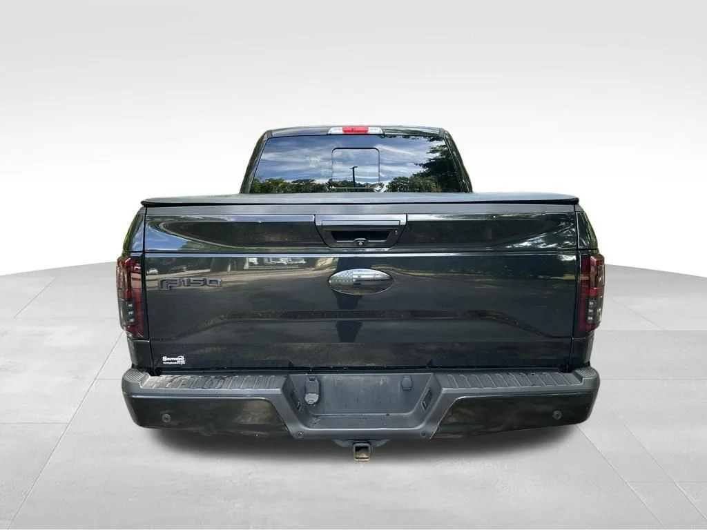 Used 2015 Black Ford Lariat image 4