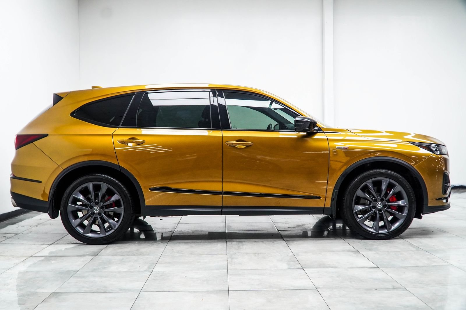 Used 2022 Gold Acura Type S image 7