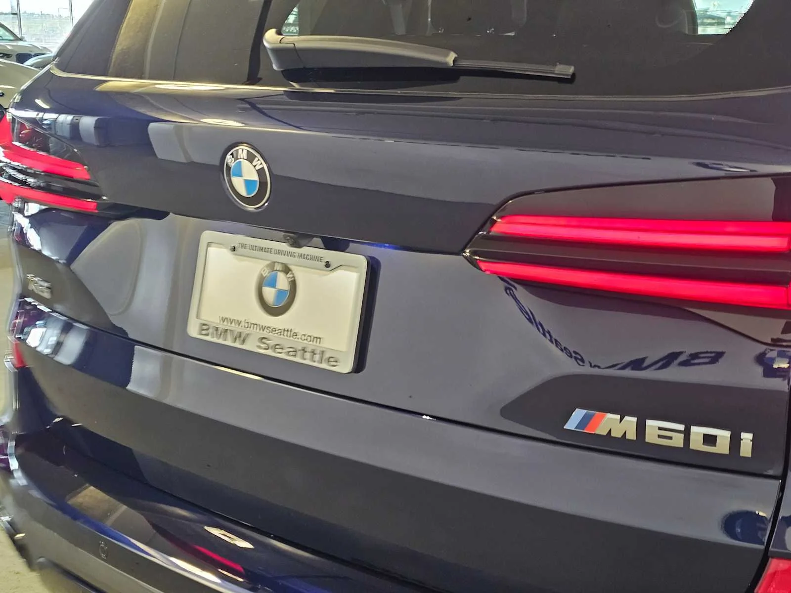New 2026 Tanzanite Blue II Metallic BMW M60i image 7