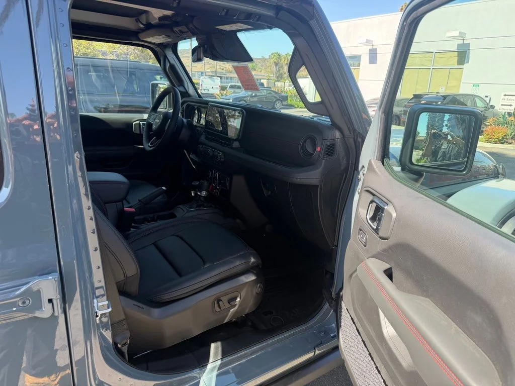 Used 2026 Gray Jeep Rubicon X image 17