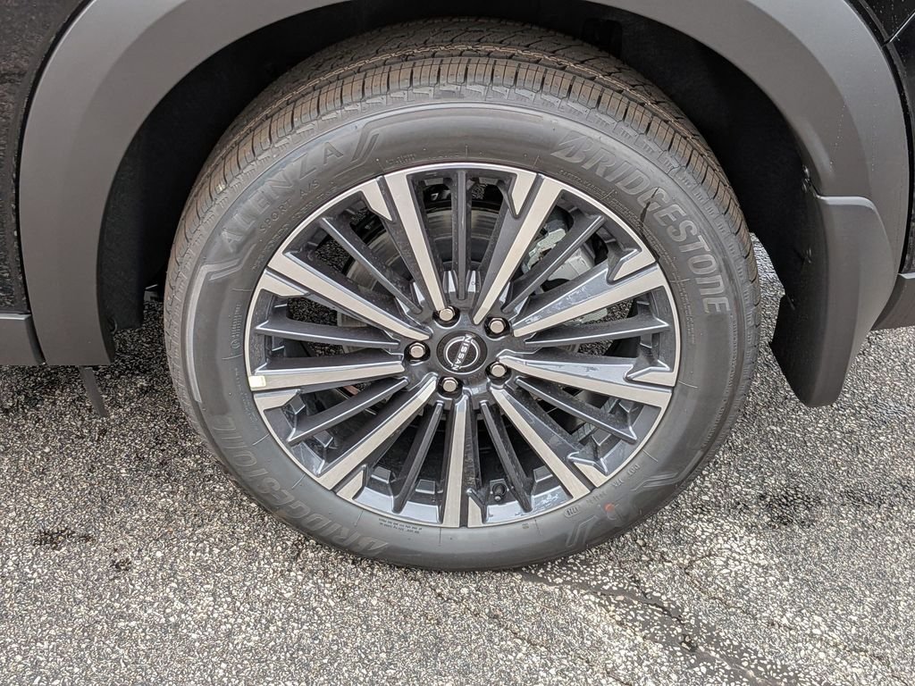 New 2026 Super Black Nissan Platinum image 13