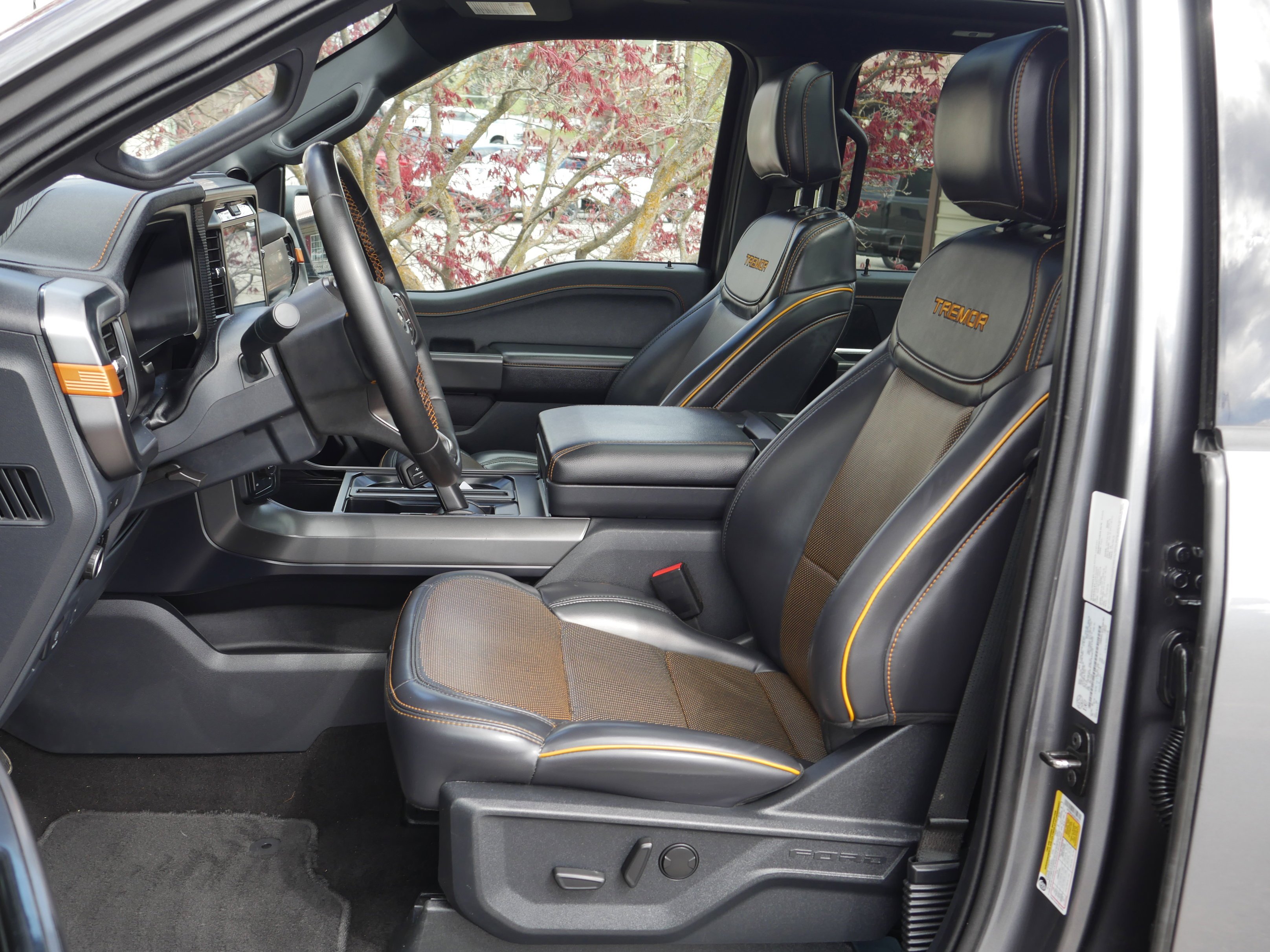 Certified Used 2025 Gray Ford Tremor image 3