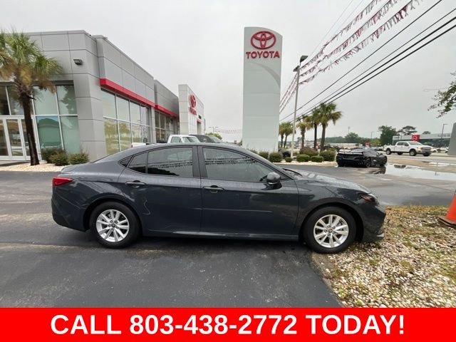 Used 2025  Toyota LE image 2