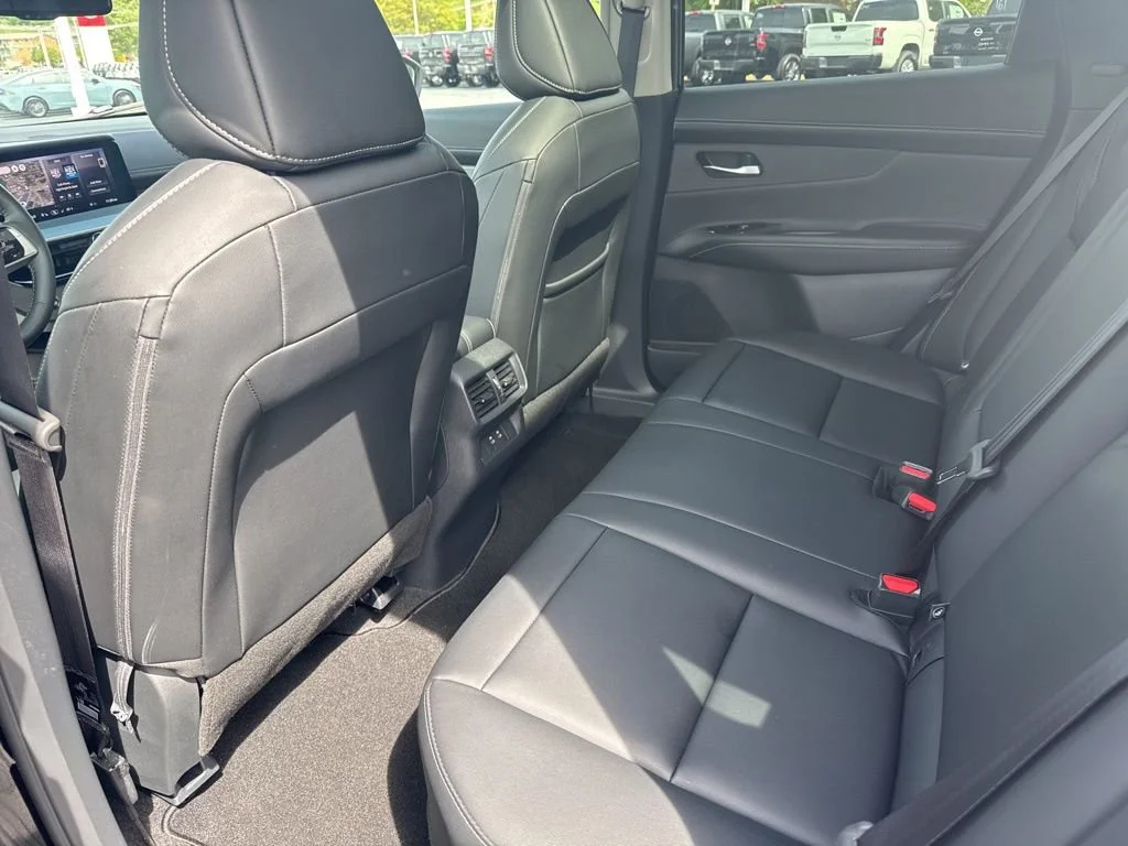 Used 2025 Black Nissan SL image 14