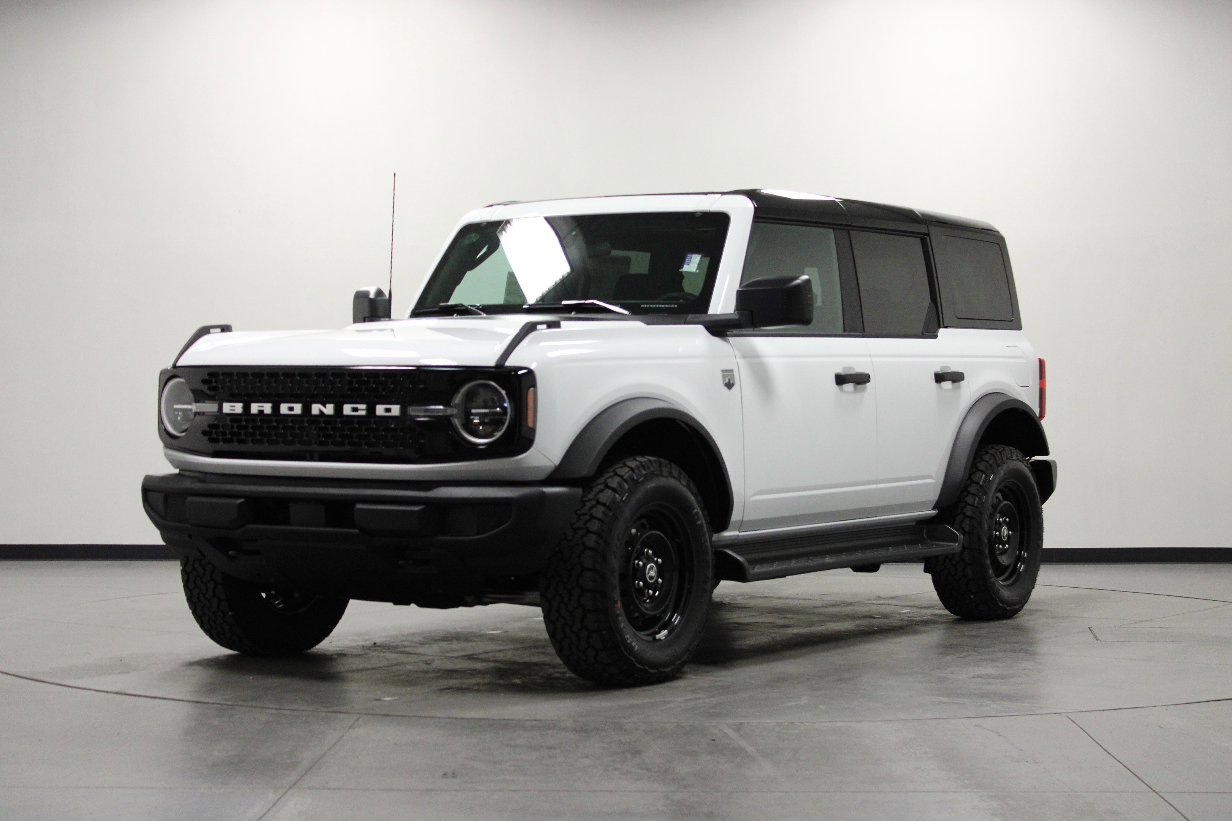 New 2026 Oxford White Ford Big Bend image 8