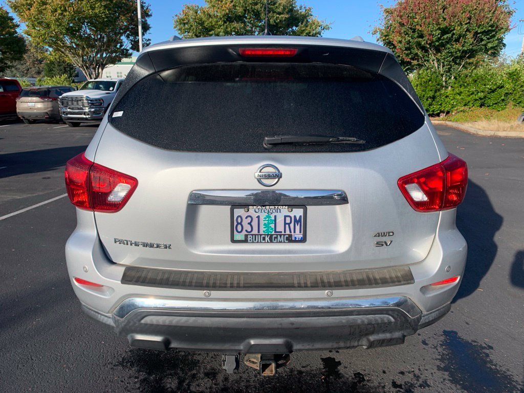 Used 2018 Silver Nissan SV image 3