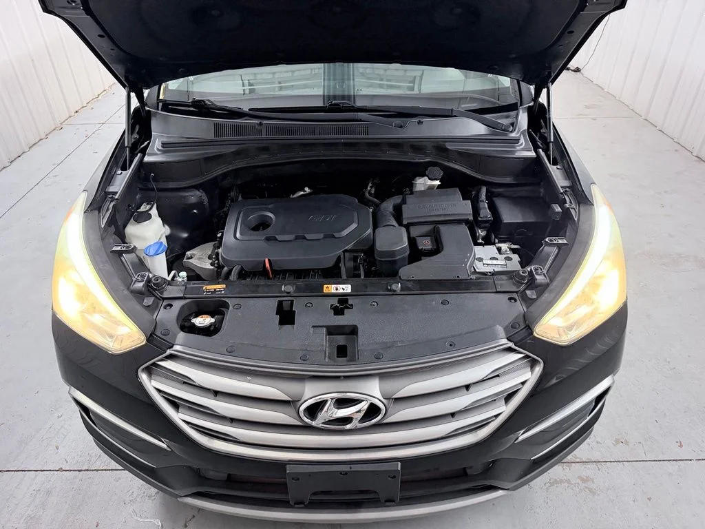 Used 2017 Black Hyundai 2.4 Base image 37