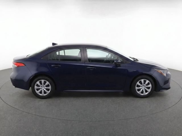 Used 2024  Toyota LE image 8