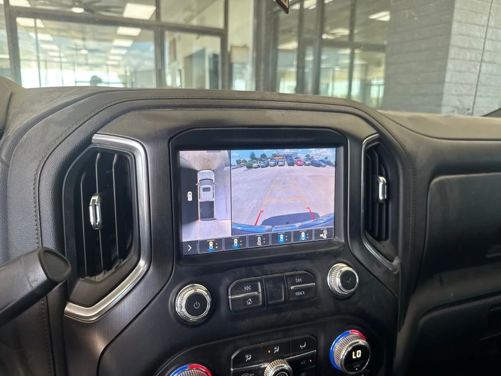 Used 2019 Black GMC AT4 image 18