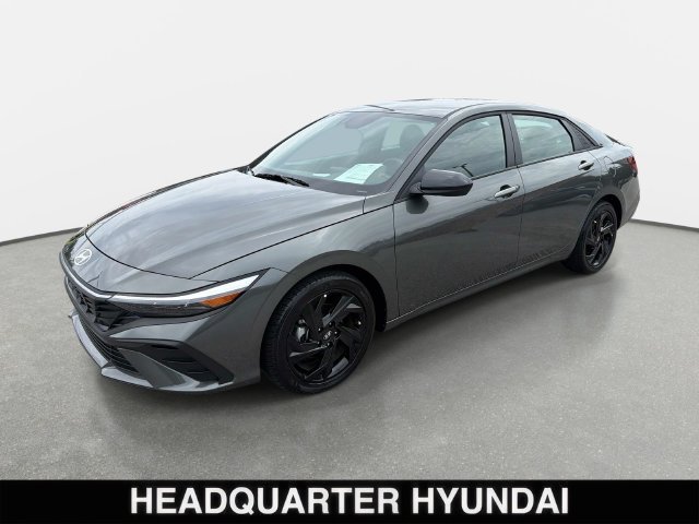 Used 2026 Gray Hyundai SEL Sport image 5