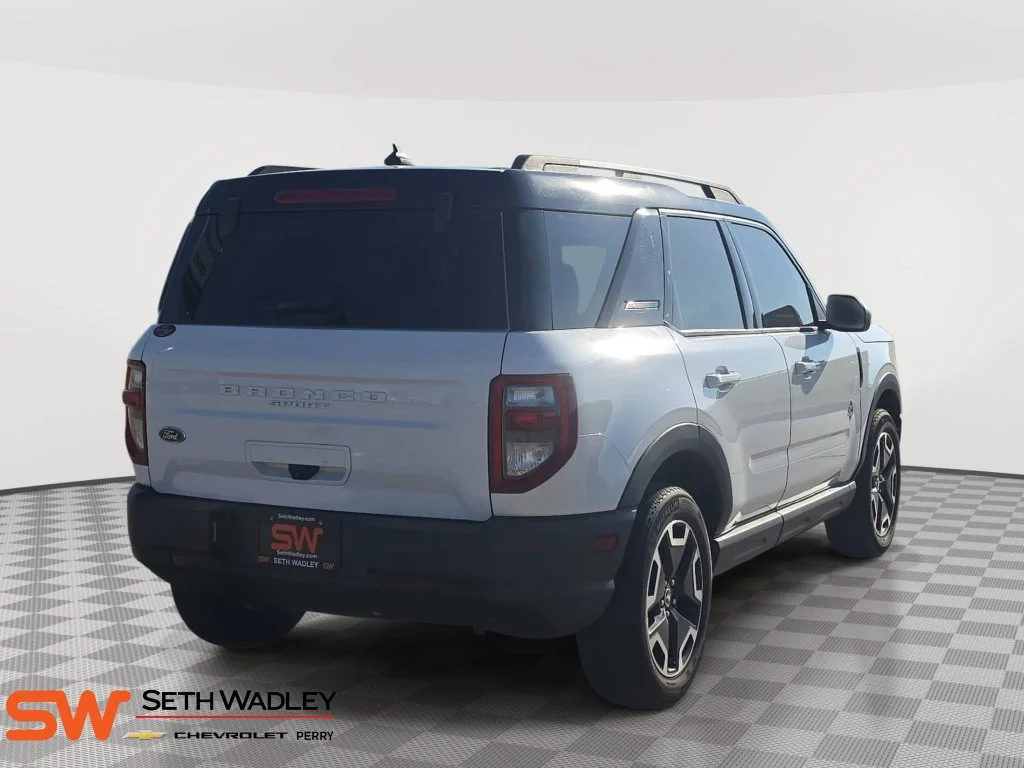 Used 2021 White Ford Outer Banks image 7