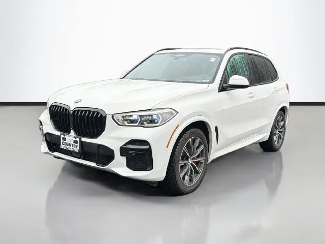 Used 2022 White BMW xDrive40i image 3