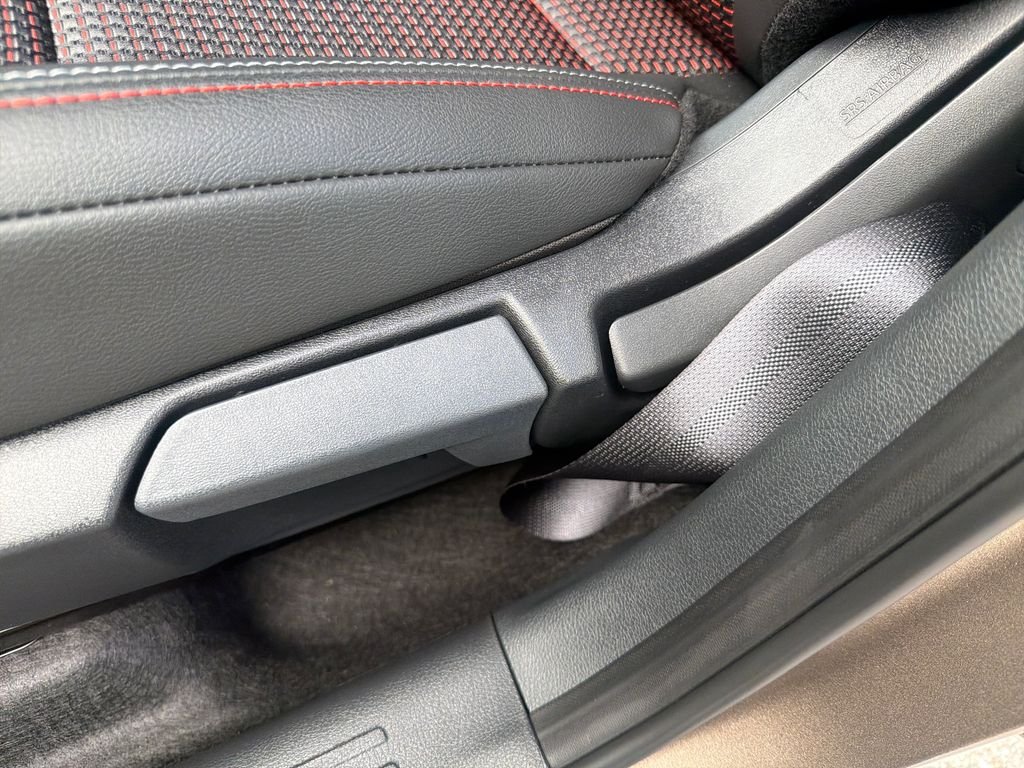 New 2026 Nissan Kicks SR 4D Sport Utility