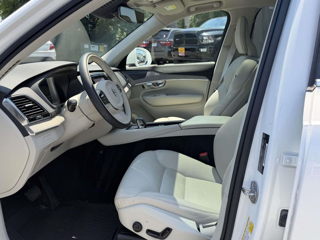 Used 2024 White Volvo T8 Plus Bright Theme 7 Passenger image 16