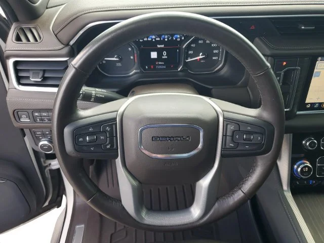 Used 2021 WHITE FROST TRICOAT GMC Denali image 17