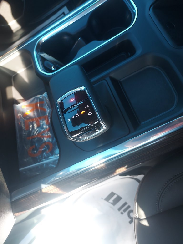 New 2026 Summit White GMC Elevation image 26