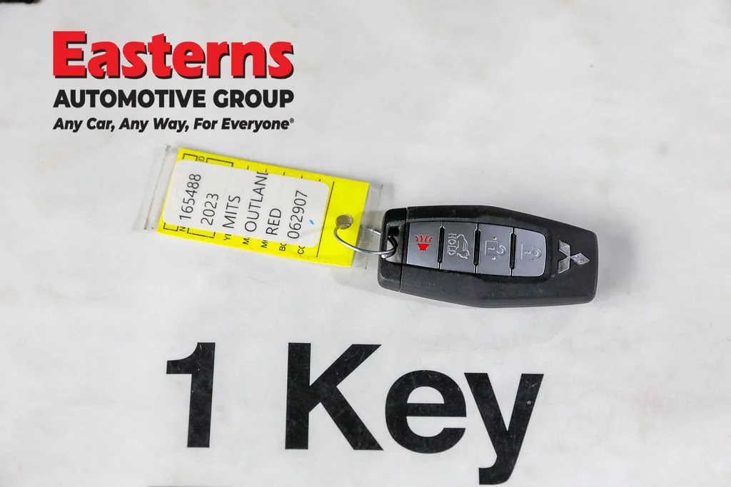 Used 2023 Red Mitsubishi SE image 24