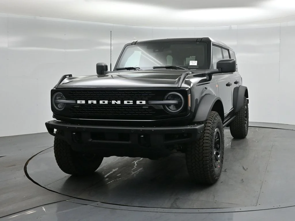 New 2026 Shadow Black Ford Badlands image 53