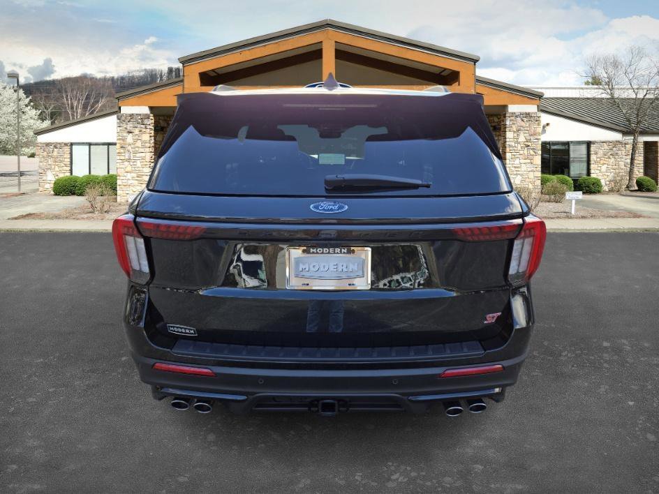 New 2026 Agate Black Metallic Ford ST image 6
