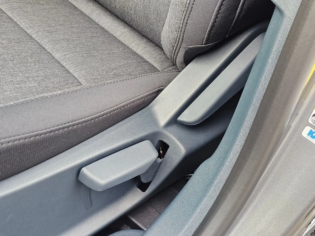 New 2025 Carbonized Gray Metallic Ford XLT image 22