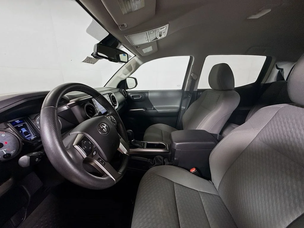 Used 2022 Barcelona Red Metallic Toyota SR5 image 20