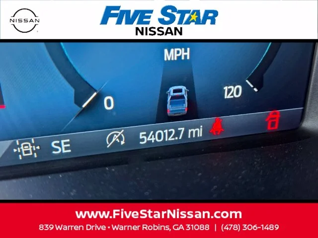 Used 2024 Silver Ford XLT image 29