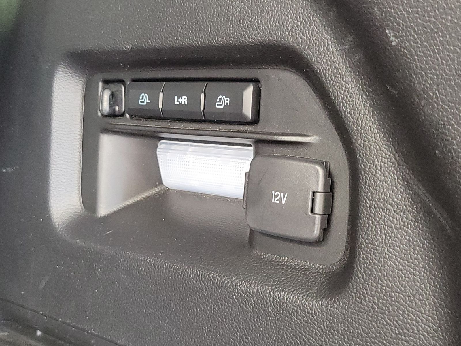 Used 2020 Gray Ford Limited image 30