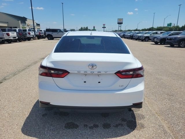 Used 2024 Ice Toyota LE image 20