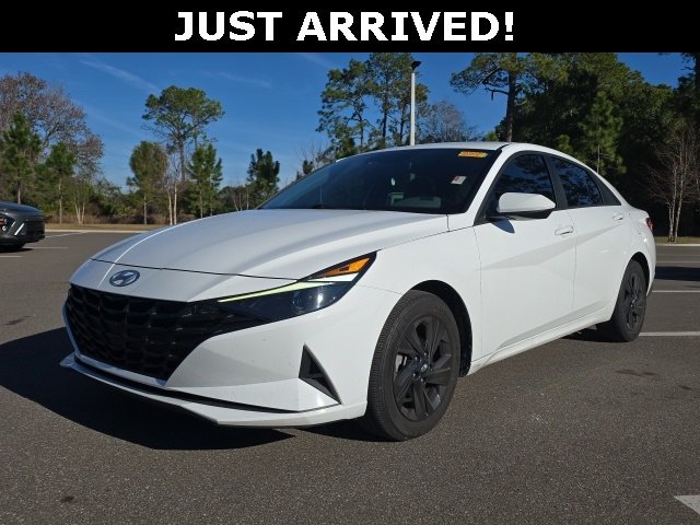 2022 Hyundai Elantra Blue