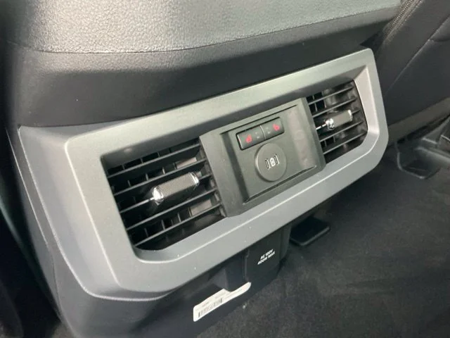 New 2027 Iconic Silver Metallic Ford F-350® Lariat® image 24