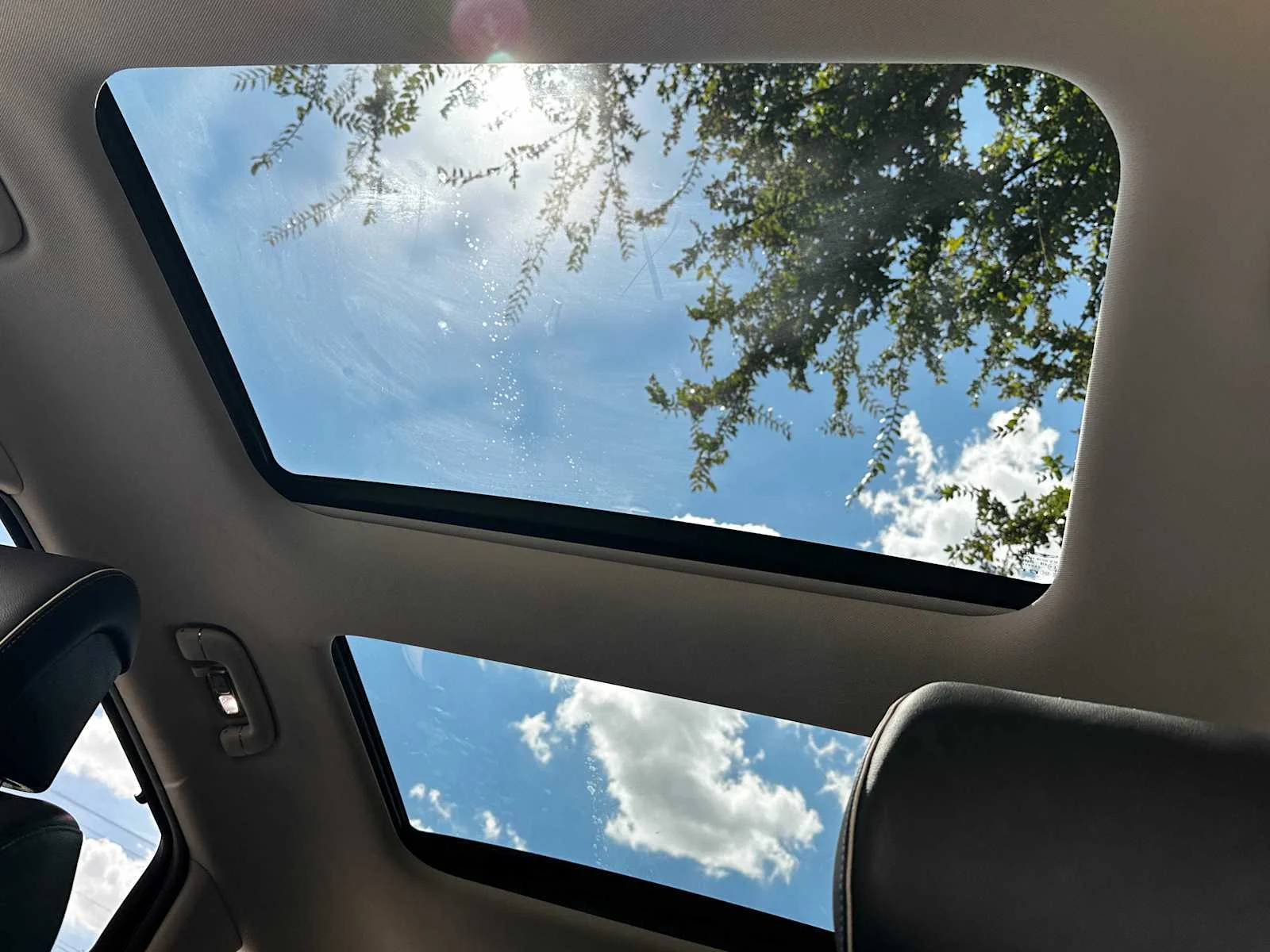 Used 2021  Genesis NA image 17
